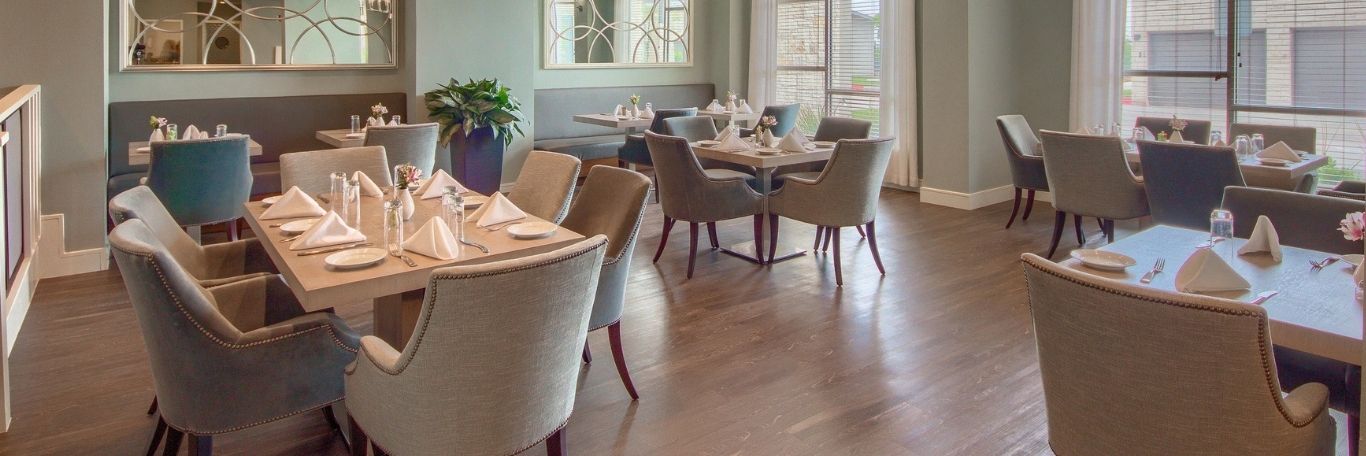 dining room at Skye Luxury Senior Living independent living community in Leander, TX