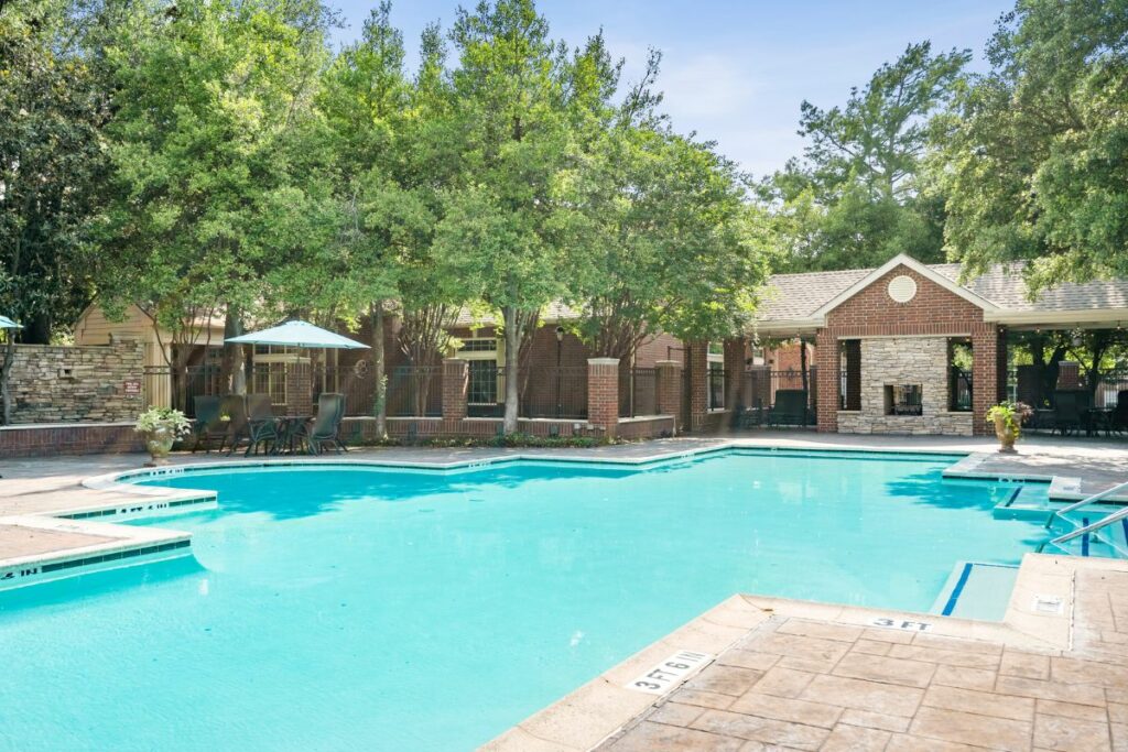 Preston Place Senior Living Community in Plano Texas Saltwater Pool