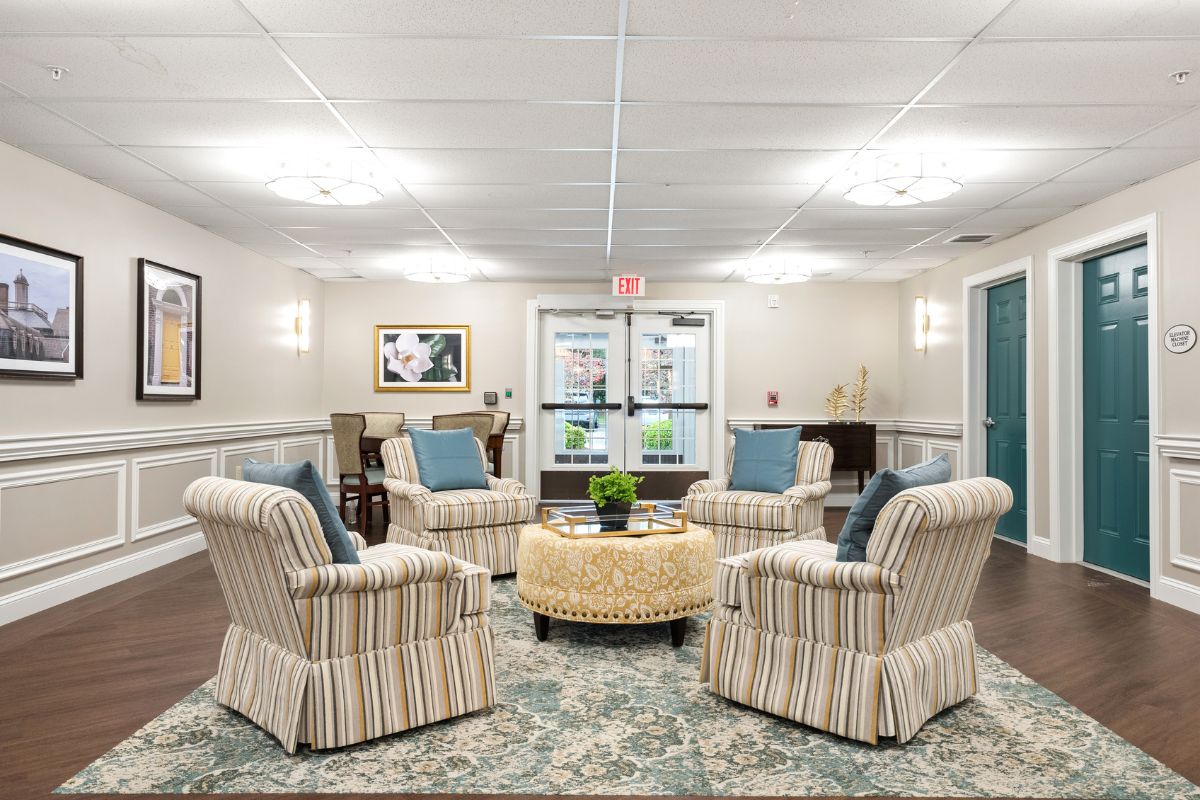 Sitting Area in Verena at the Reserve Retirement Community Williamsburg VA Lobby