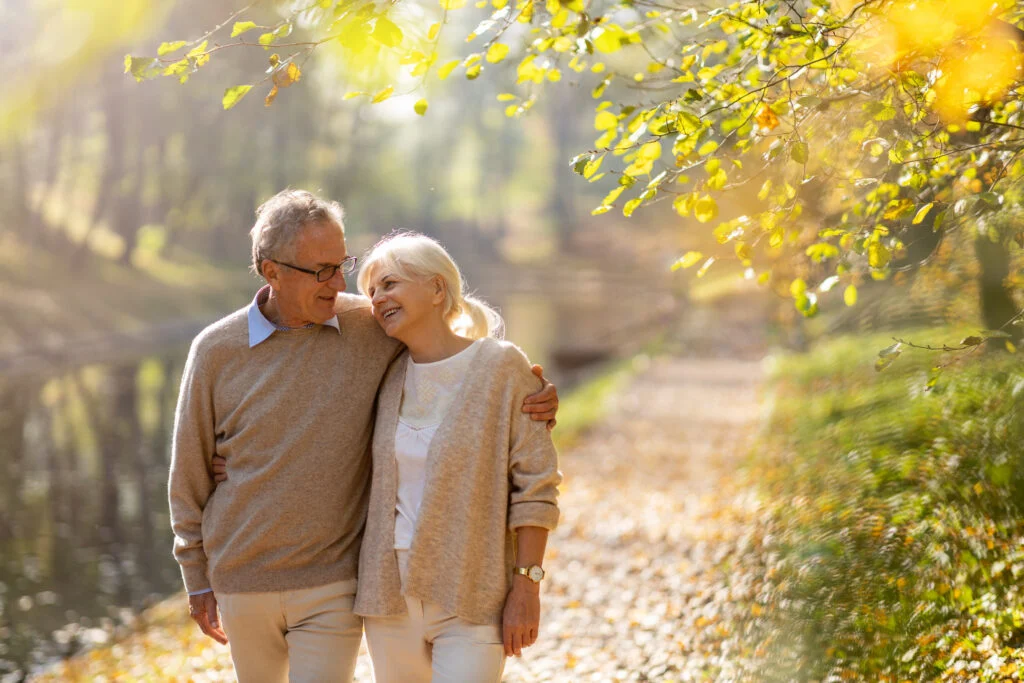  happy couple seniors downsizing true connection communities