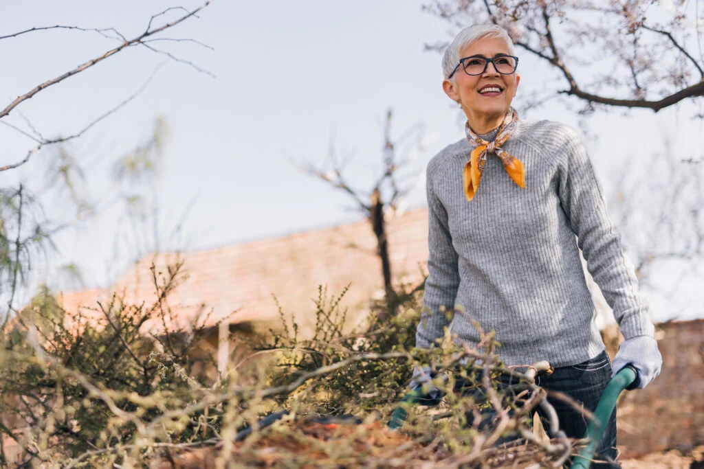 Spring Cleaning for Seniors: A Step-by-Step Guide